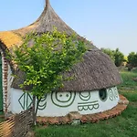 Campsite La Colibe, Catun Arhaic Ecologic