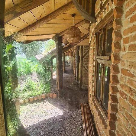 La Colibe, Catun Arhaic Ecologic キャンプ場