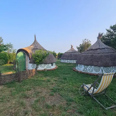 La Colibe, Catun Arhaic Ecologic * Корбу