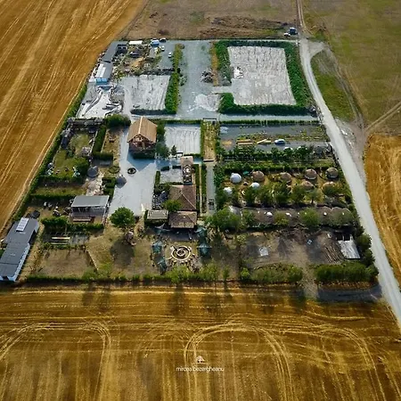 Кемпинг La Colibe, Catun Arhaic Ecologic Корбу
